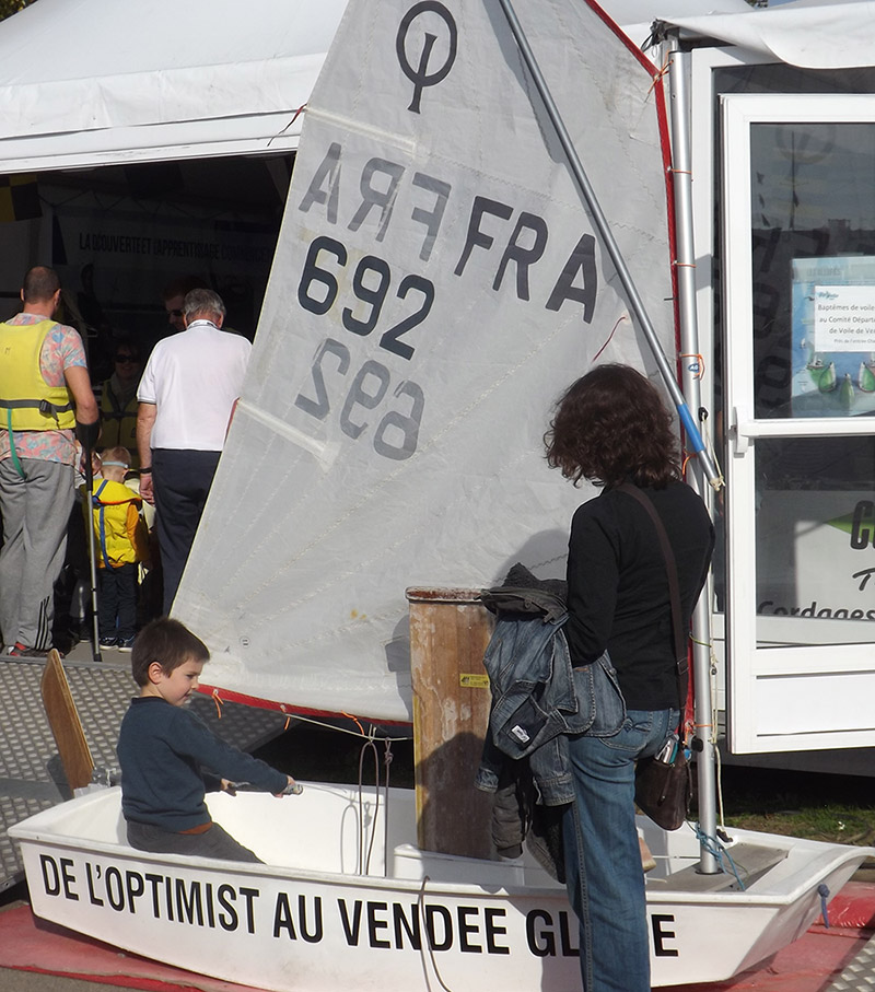 vendee-globe-kids-boat